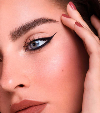 VIP Absolute Eyeliner Water Resistant 24h