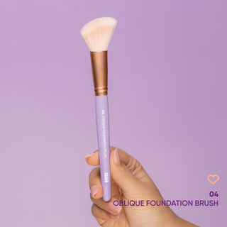 Nejha Oblique Foundation Brush 04